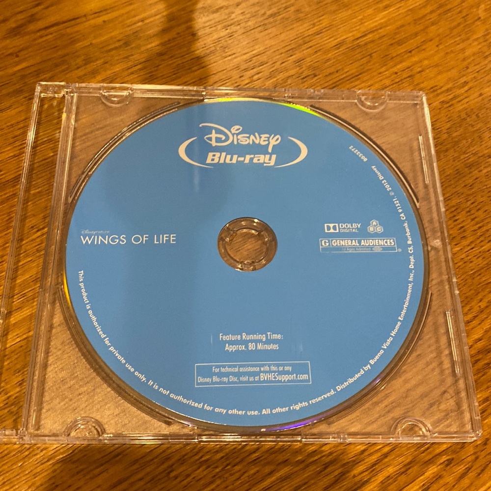 From Disneynature, comes WINGS OF LIFE ,an adventure of intrigue, drama beauty.